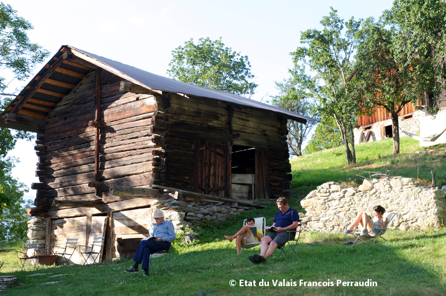 Analyse : Bedeutung des Phänomens Airbnb im Wallis und in der Schweiz