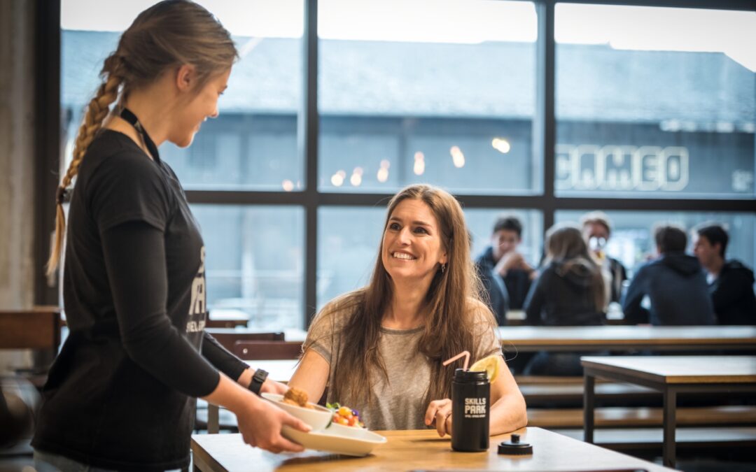 Pénurie de main d’œuvre dans l’hôtellerie et la gastronomie : perception de la profession par des étudiant·e·s en Valais
